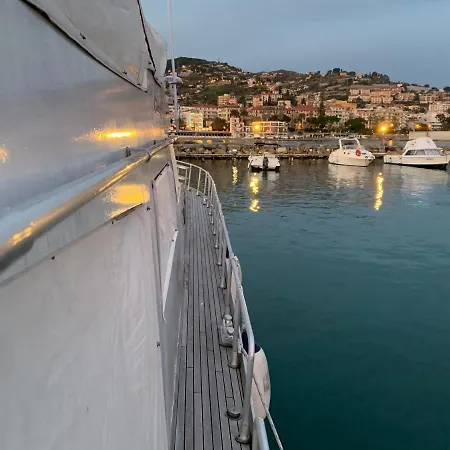 Delphin 4 Odysea It San Remo