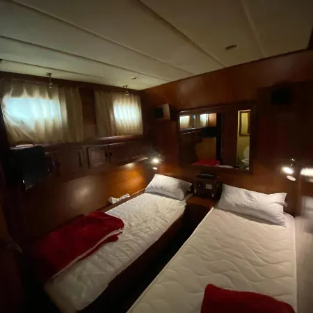 Botel Delphin 4 Odysea It