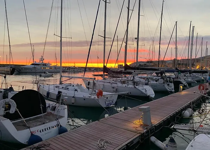 Botel Delphin 4 Odysea It Sanremo