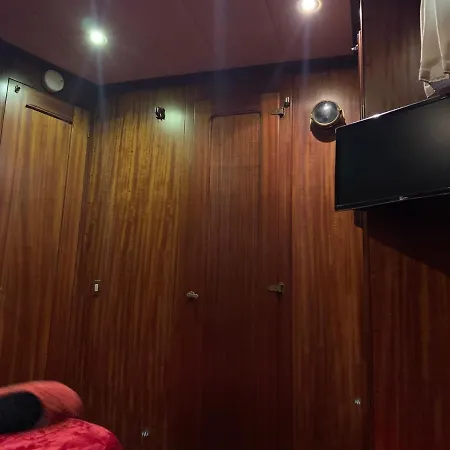 Delphin 4 Odysea It Bådhotel Sanremo