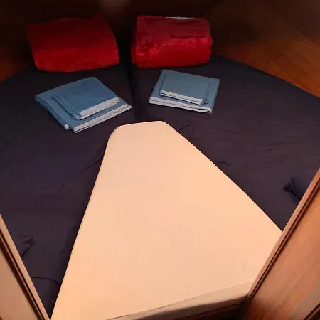 Bådhotel Delphin 4 Odysea It Sanremo