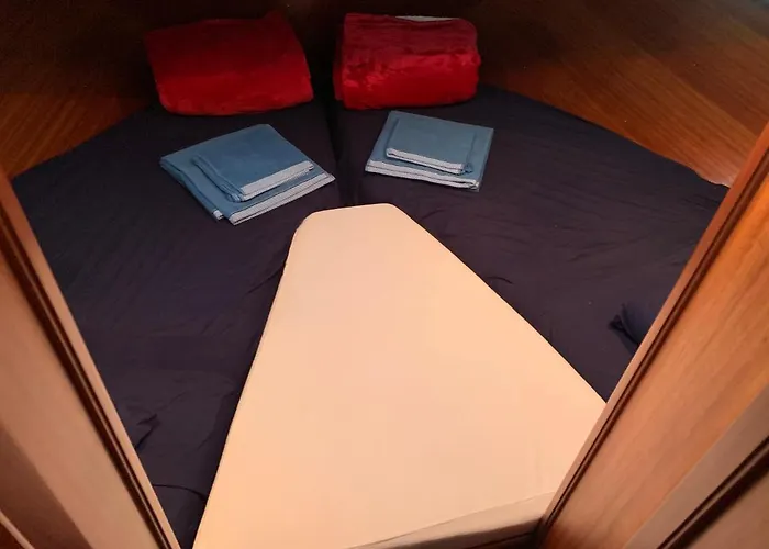 Botel Delphin 4 Odysea It Sanremo